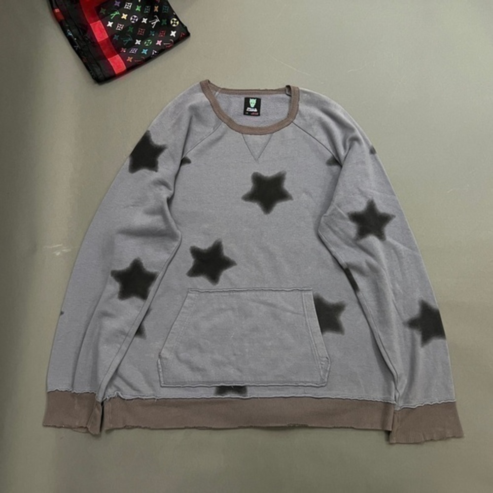 Devil’s Harvest Star Print Pullover Sweatshirt